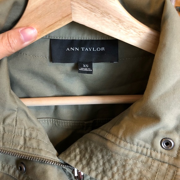 Ann Taylor Utility Hooded Trenchcoat XS - Picture 5 of 7